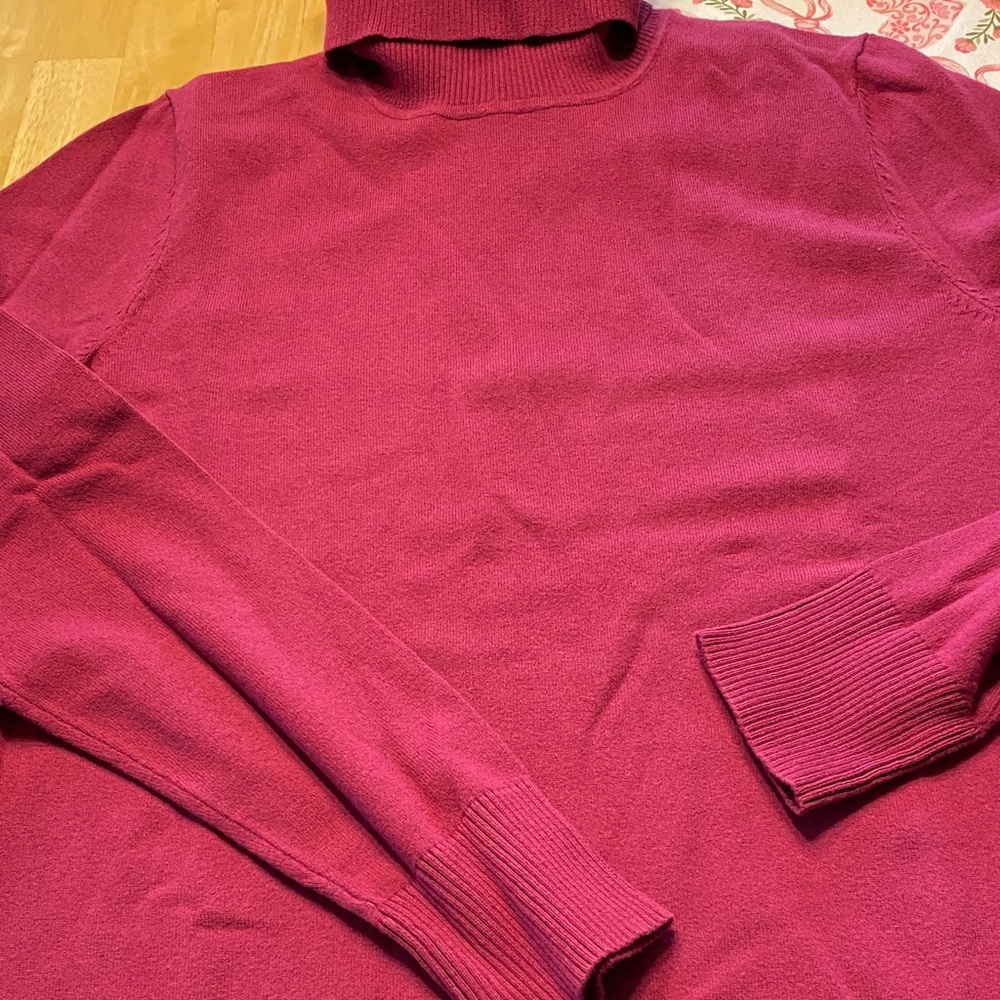 Talbots purple turtleneck sweater size medium